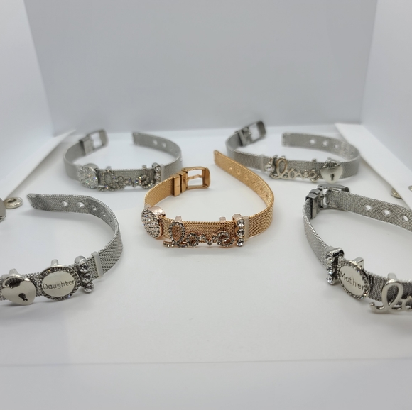 Bracelets - Picture 4 of 8